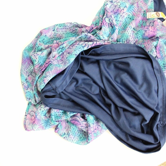 Mimi Chica Midi Dress - Picture 7 of 8